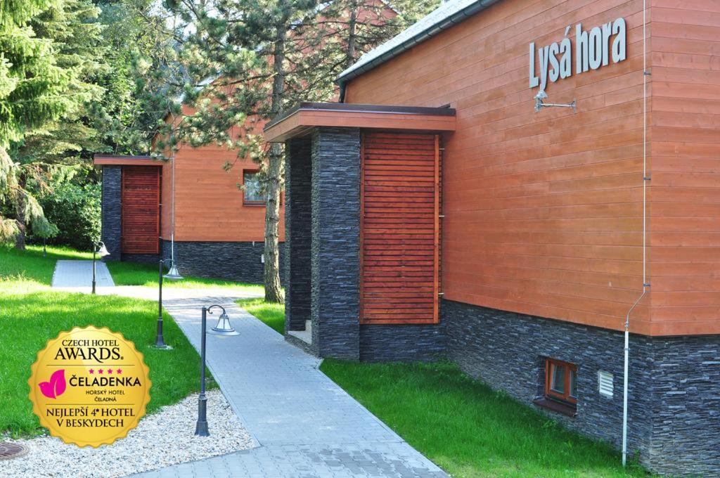Horsky Hotel Celadenka / Mountain Resort Čeladná エクステリア 写真